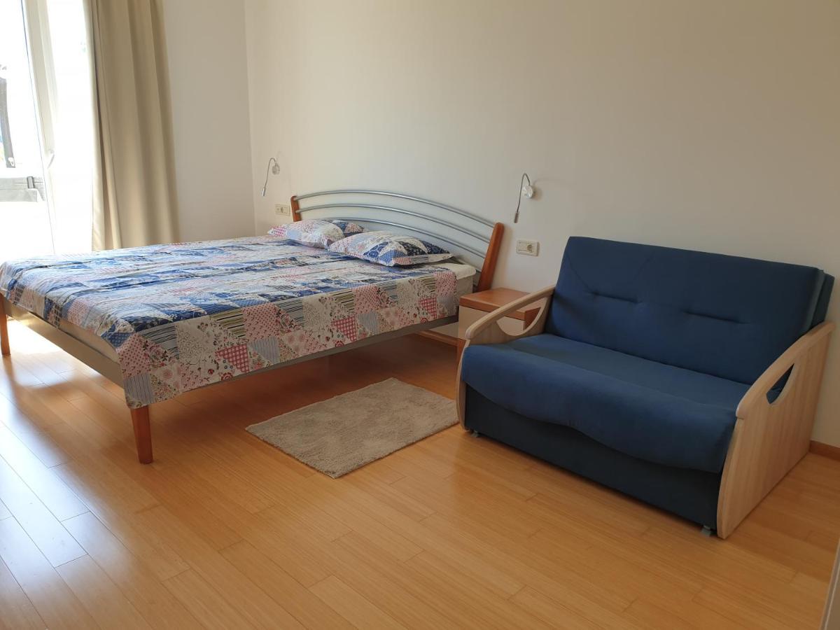 Abelia, Two Terraces, Hot Tub, Free Parking Daire Dubrovnik Dış mekan fotoğraf