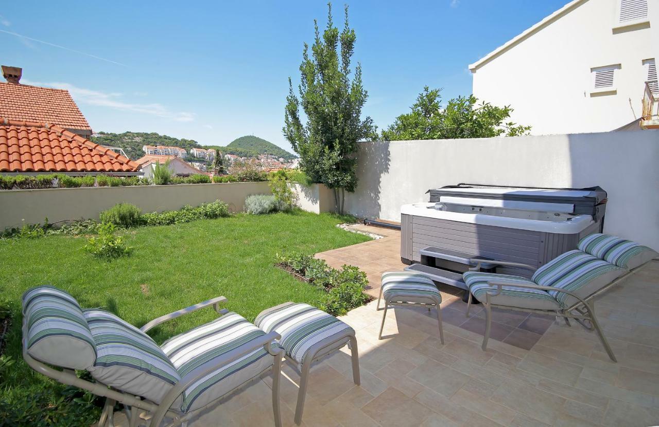 Abelia, Two Terraces, Hot Tub, Free Parking Daire Dubrovnik Dış mekan fotoğraf